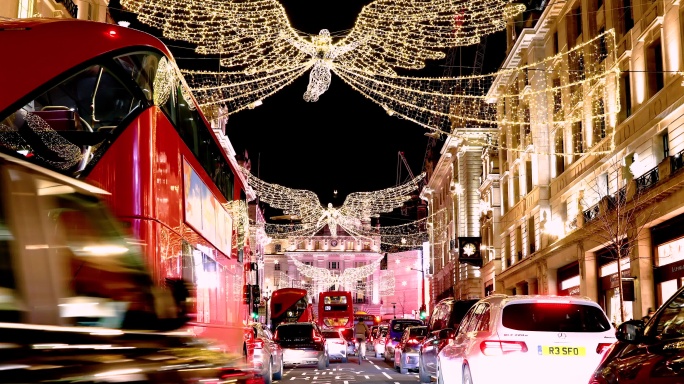 伦敦圣诞节时间城市车流夜晚城市车流