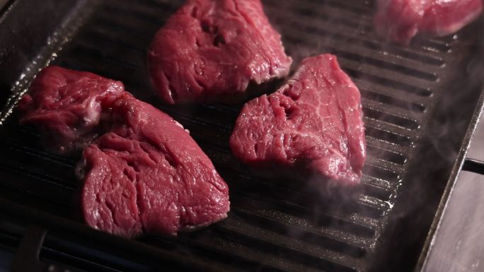 烹饪牛排烹饪牛排烤牛肉煎牛肉