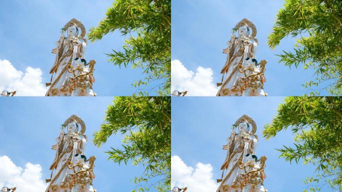 蓝色天空的大观音雕像，4k分辨率。
