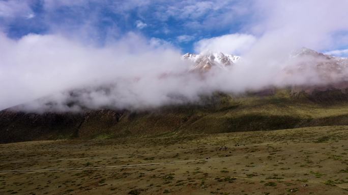 西藏雪山公路4K航拍