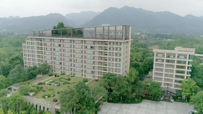 原创4k航拍都江堰青城豪生国际酒店