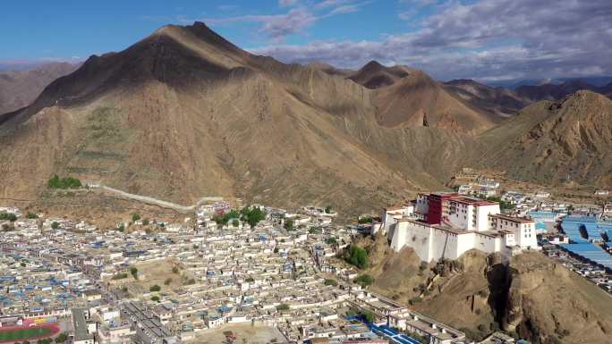 西藏日喀则市小布达拉宫桑珠孜宗堡4K航拍