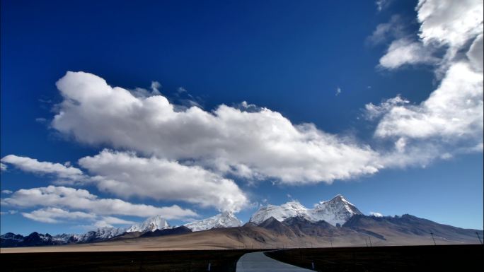 西藏雪山公路延时4K实拍