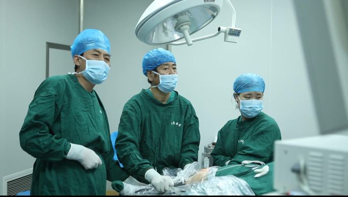 医生专家腔镜可视技术手术