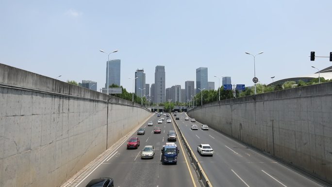 城市车流