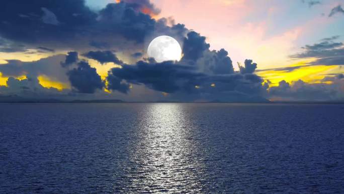 海面上的唯美月亮