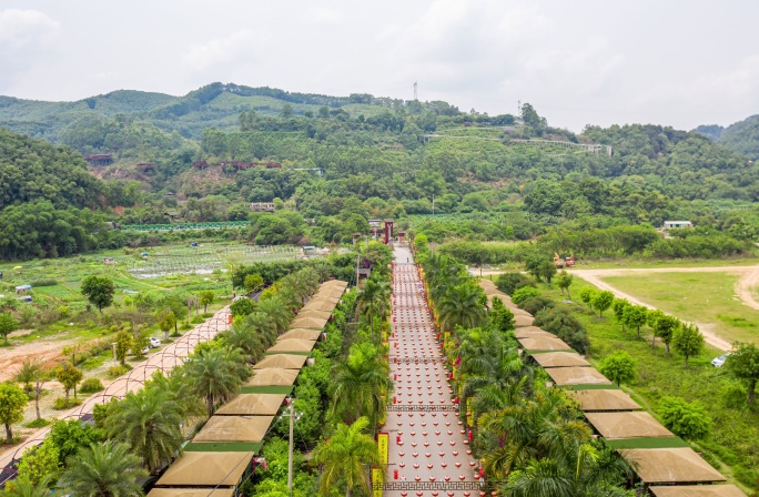 航拍龙门水都大门过道