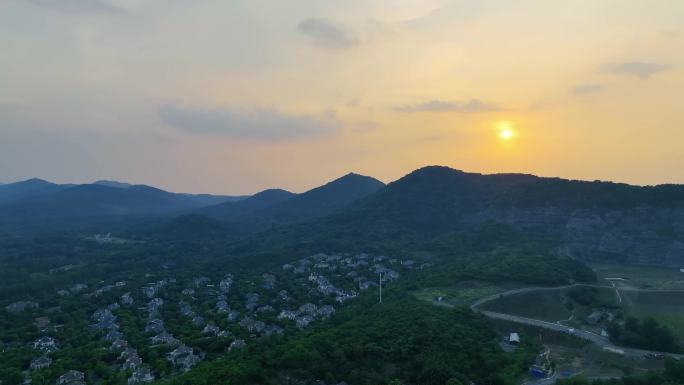 山间别墅老山别墅南京江北黄昏夕阳别墅群