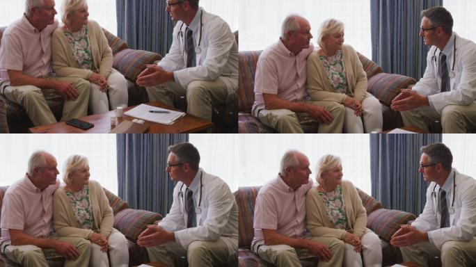 一对老夫妇在养老院和医生聊天