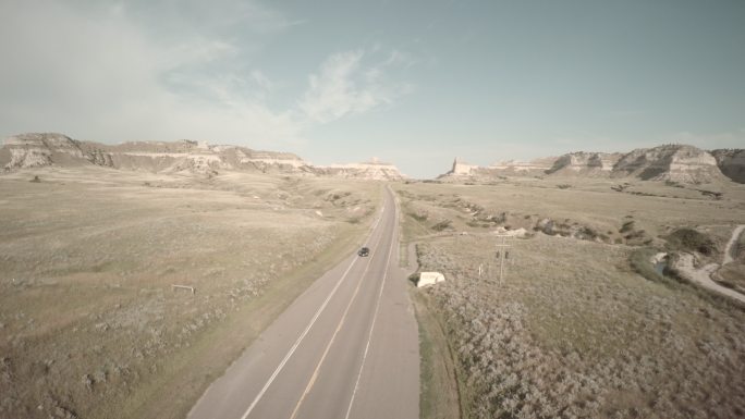 美国公路汽车航拍无人区荒漠自驾游