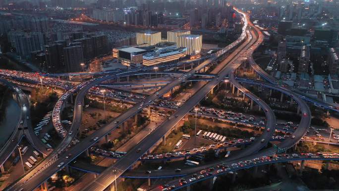 鸟瞰杭州超大型立交桥石德立交车水马龙夜景