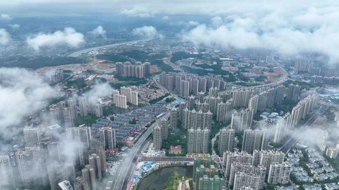 4K航拍长沙雨后云海高空穿云3