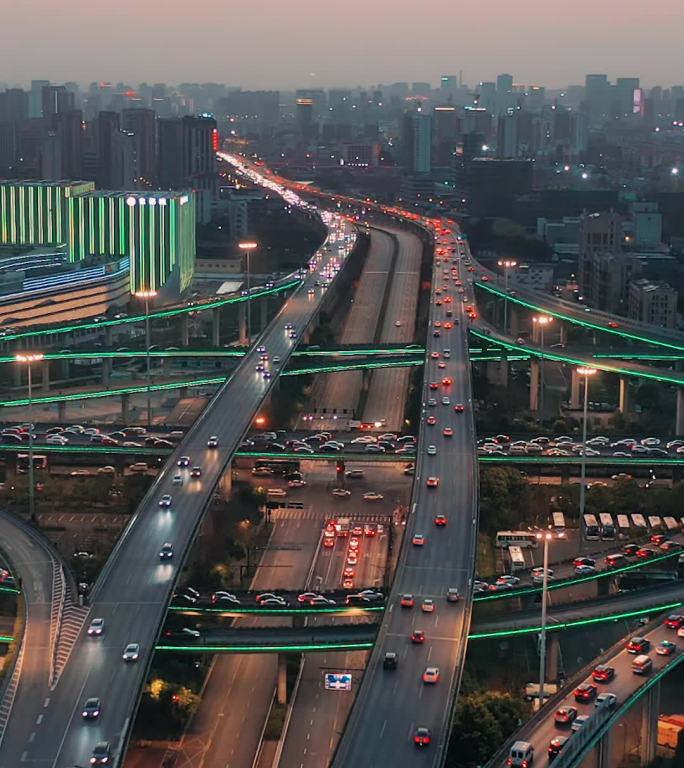 鸟瞰杭州超大型立交桥石德立交车水马龙夜景