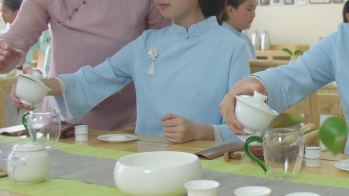 茶艺教学喝茶泡茶茶叶学生茶艺