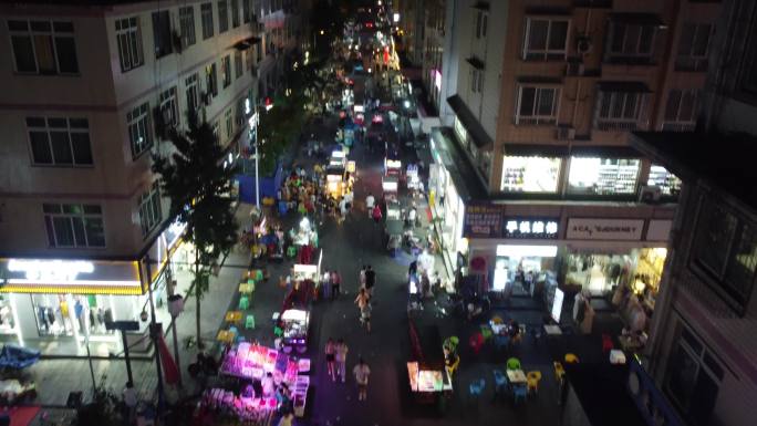 四川成都温江区柳浪湾街夜市夜景航拍