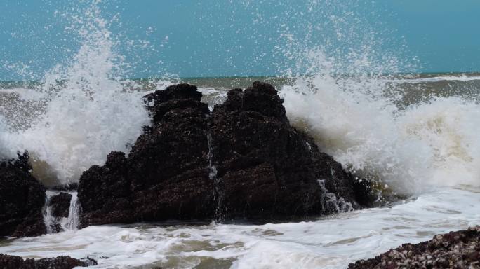 海浪 礁石 海洋