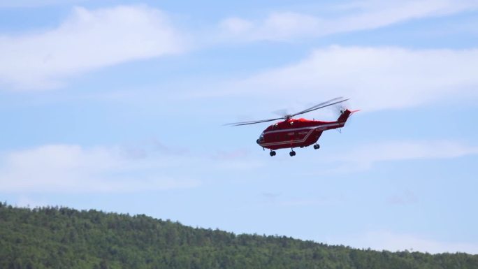 应急消防直升机森林救火演练空镜