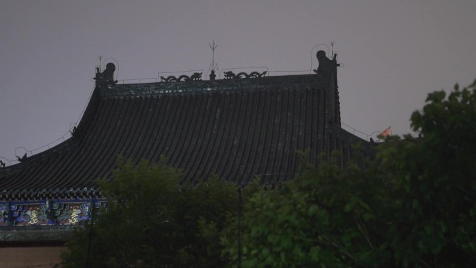 寺庙_寺院夜雨雨夜打雷下雨闪电屋檐古屋