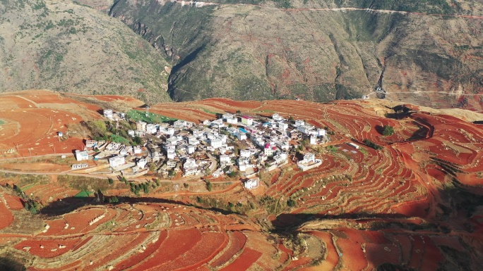 东川红土地落霞沟航拍