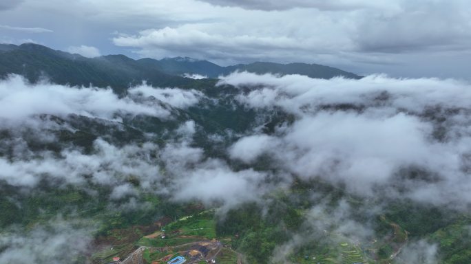 贵州雨后云雾云海航拍