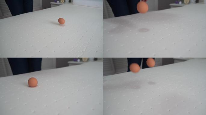 乳胶床垫弹鸡蛋