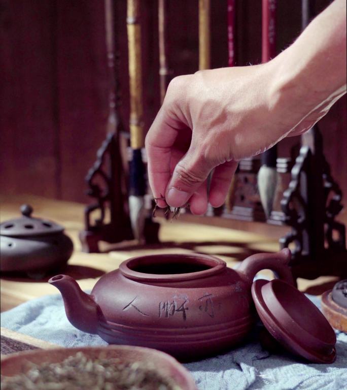 茶叶和紫砂壶泡茶沏茶制茶炒茶道茶芽茶文化