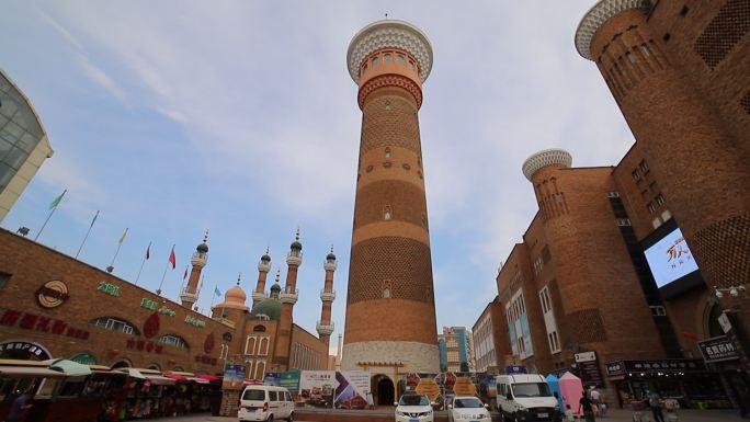 原创 新疆乌鲁木齐国际大巴扎商业街景