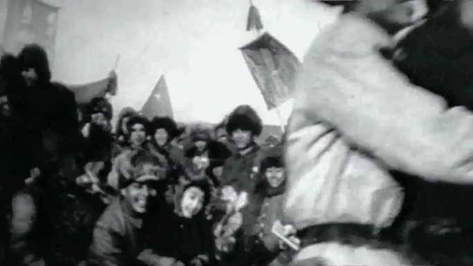 1953年 人民群众欢送解放军