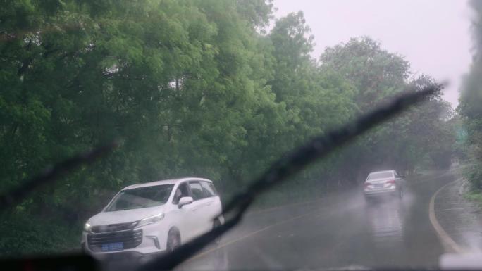 雨天行车 雨天驾驶
