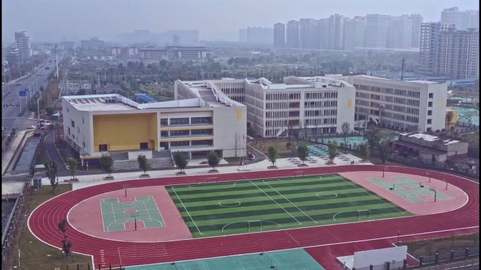 学校建筑操场航拍