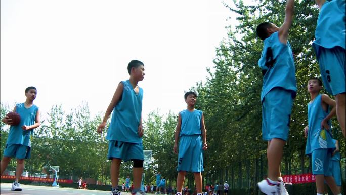 室外篮球比赛 青少年 竞技