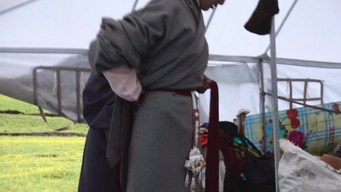 四川宣传片记录片阿坝藏族家庭婚礼摄影