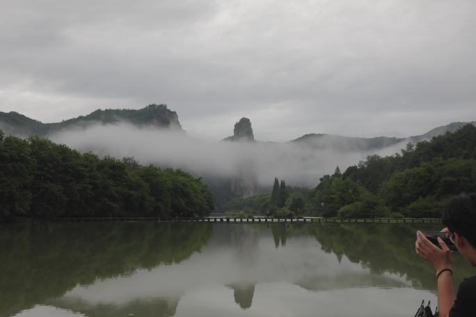 浙江丽水仙都云雾烟雨延时视频