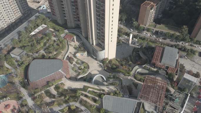 【4K】建筑顶层花园游乐场航拍