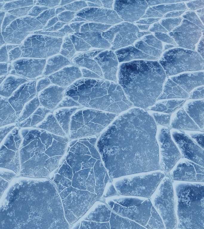 冬季寒冷裂开的冰面背景循环动画3D渲染