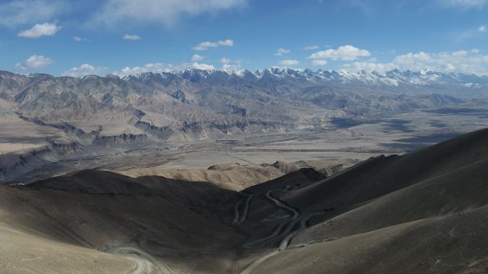 新疆 帕米尔高原  雪山 蟠龙古道