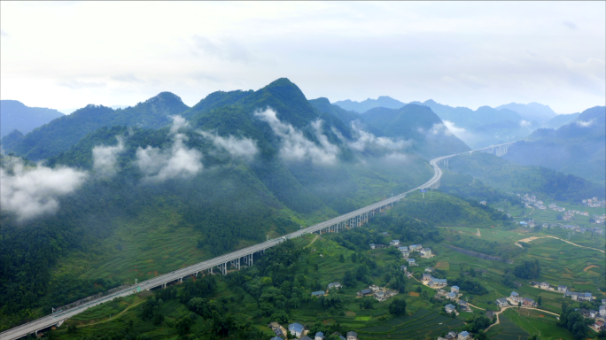 航拍高速公路