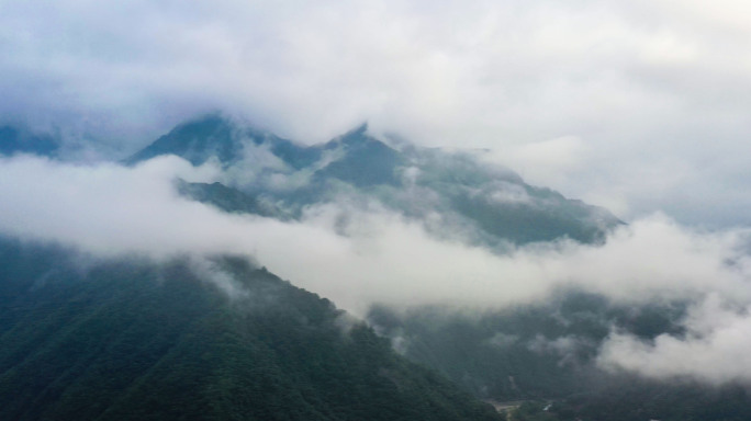 川西河流山川云雾合集