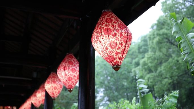 古风下雨空镜素材