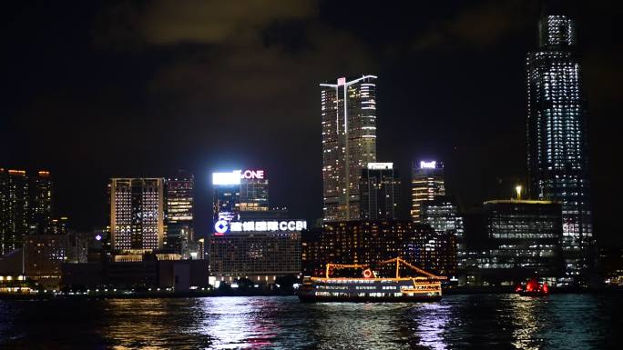 香港维多利亚港夜景中景