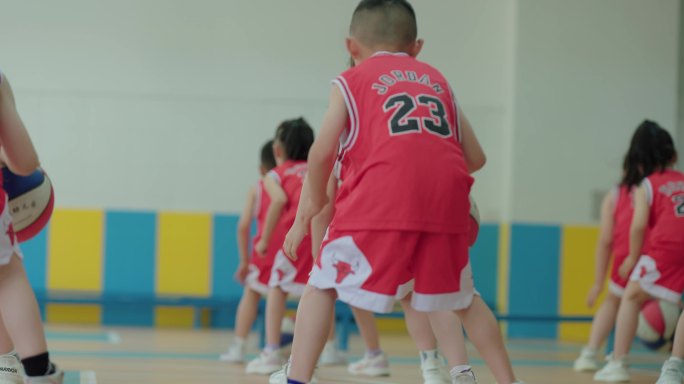 儿童篮球课