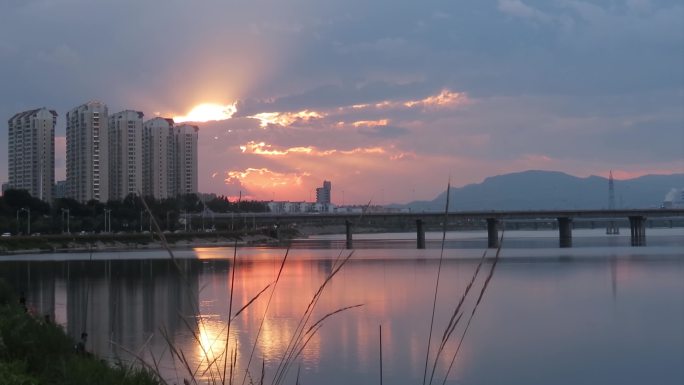 雨后晚清夕阳彩云