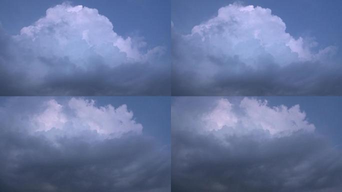 云朵中闪电实拍