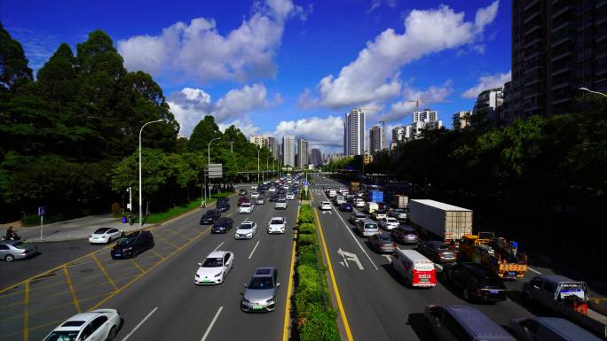 城市车流延时道路交通深圳龙华布龙路早高峰