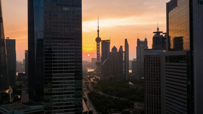 夕阳下的上海陆家嘴-悟2航拍