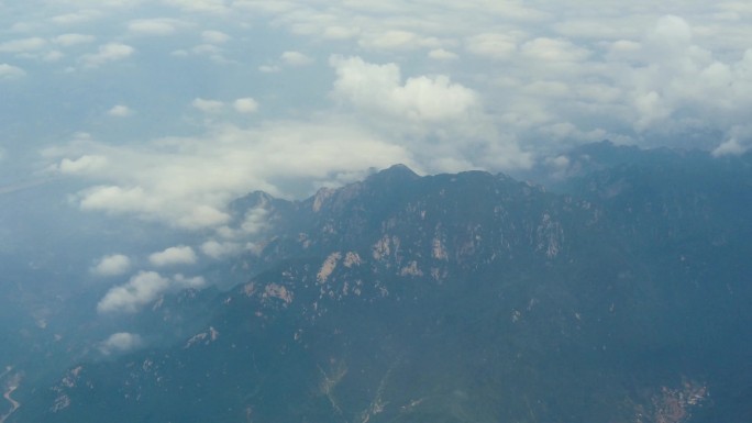 4K 飞机上航拍陕西渭南华山
