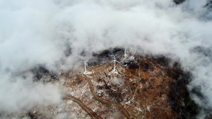 东白山云海雪景