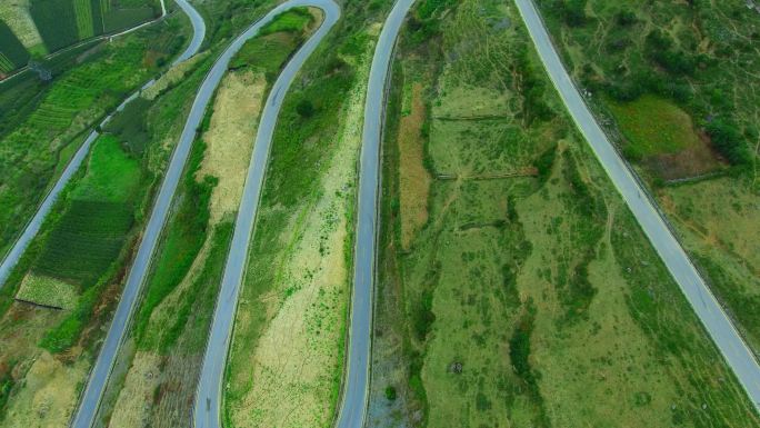 美丽的盘山公路 航拍盘山公路