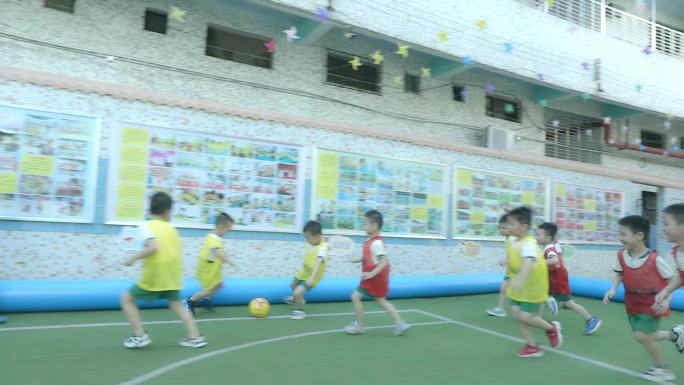 4K少儿足球训练小学生踢足球足球训练