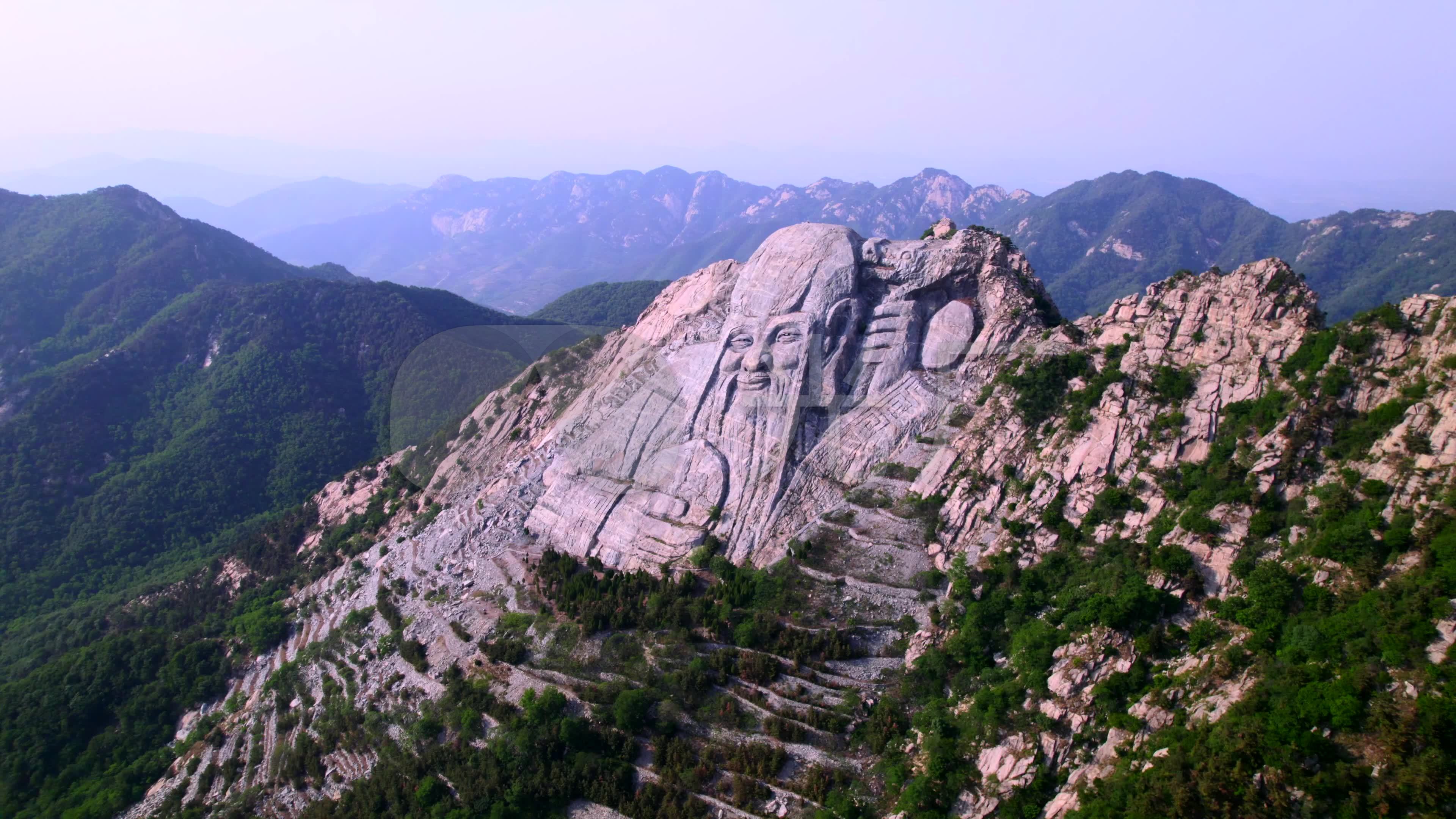 山东沂蒙山区的最高峰，5个经典景点必玩！_栈道